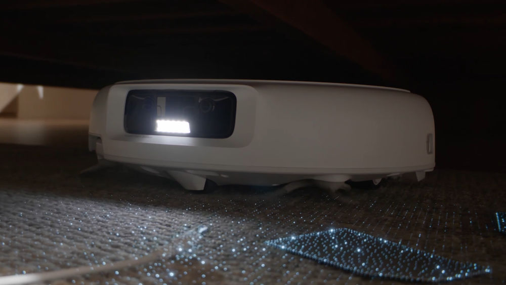 Report that when trying to operate a DJI robot vacuum cleaner with a PS5 controller, data from thousands of units was illegally accessed